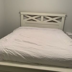 Simply Shabby Chic Queen Comforter